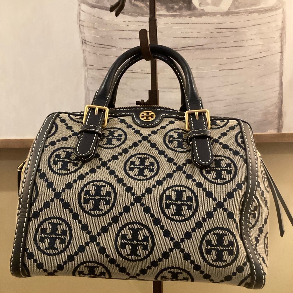 Tory Burch Tory Navy T Logo Monogram Jacquard Barrel Bag- $498 Sold Out!! - Picture 8 of 10